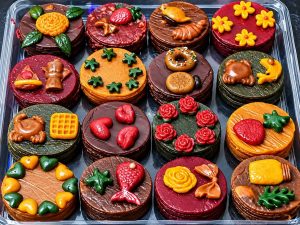 Easy Lavashak Recipe with Fresh Fruit