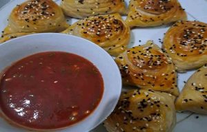 Cooking with tomato sauce-yummcook.com