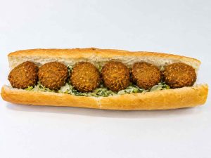 Easy homemade Felafel recipe served with fresh vegetables