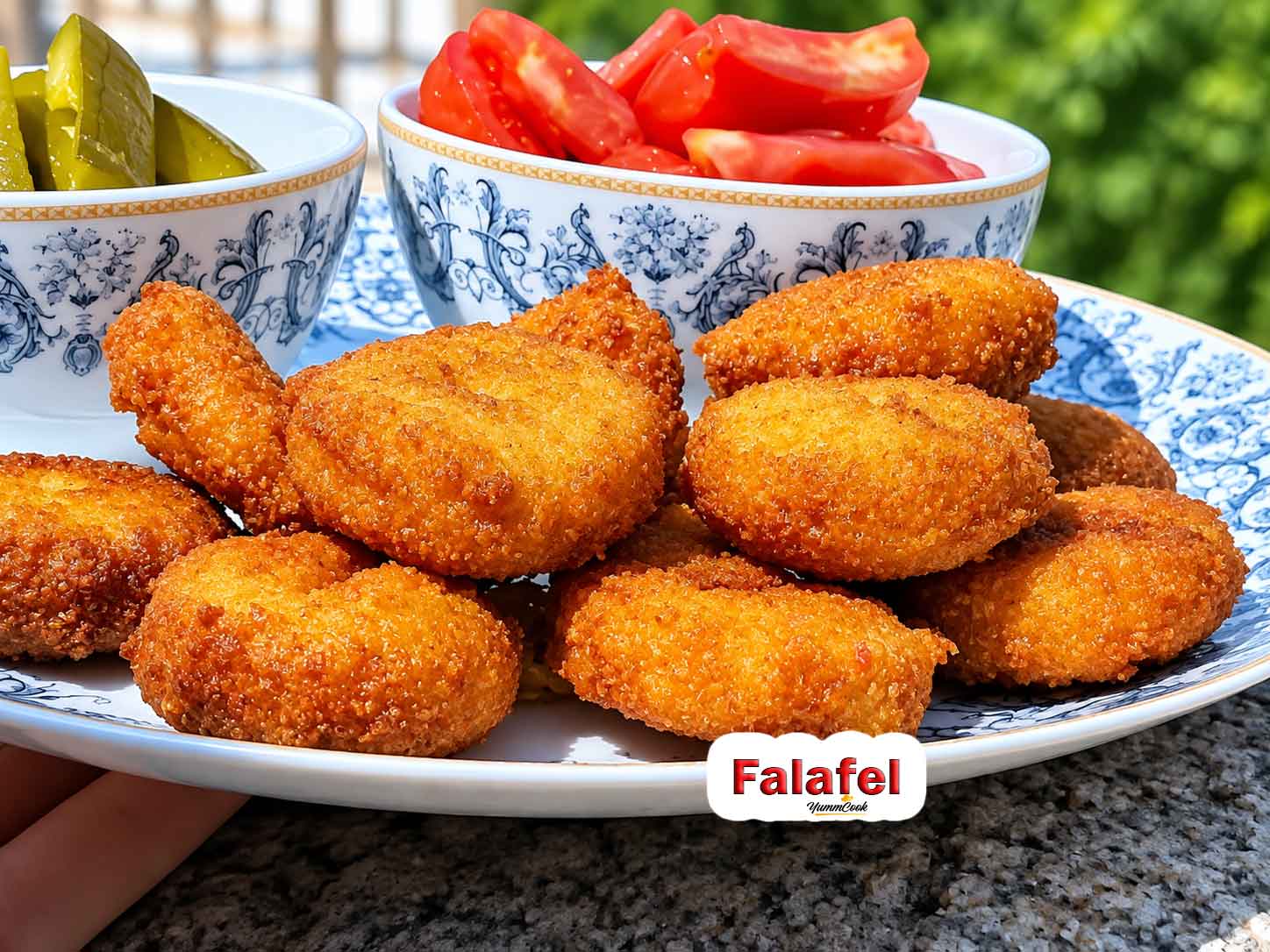 Crispy Felafel recipe with golden chickpea balls
