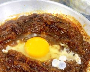 Dates and eggs for Gheysava