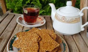 Peshtezik with afternoon tea