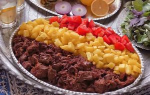 Jaghoor Baghoor Morgh with potatoes