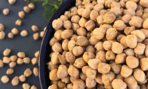 Raw chickpeas for Chickpea Rice Recipe