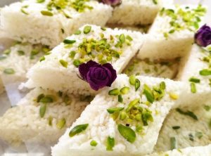 Bahardane with chopped pistachios