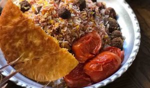 somagh polo with the bottom of the bread pot