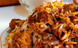 somagh polo with meat and saffron