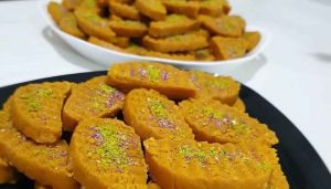 Halva Nesar cut with a cutter