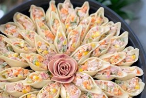 Creamy mayonnaise dressing for homemade pasta salad