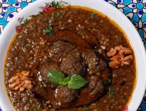 Anar bij with Native Vegetables