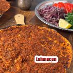 Lahmacun with fresh minced meat