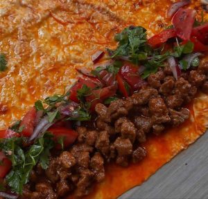 Tantuni sandwich with seasoned bread