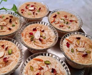 sheer khurma dessert in individual bowls