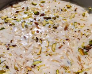 sheer khurma dessert with nuts