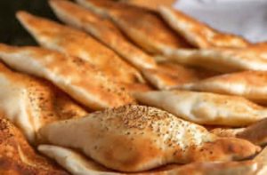 Iraqi Samoon Bread with Toasted Top