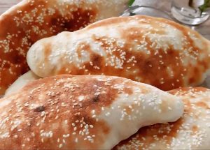 Hot and fresh Samoon bread