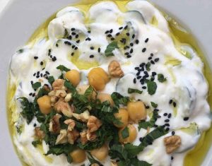 Turkish Cacik with fresh chickpeas