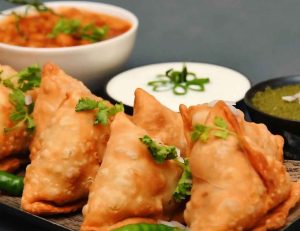 Samosa vegetarian food