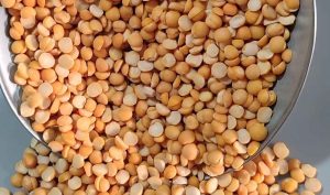 Yellow split peas for Gheymeh Polo