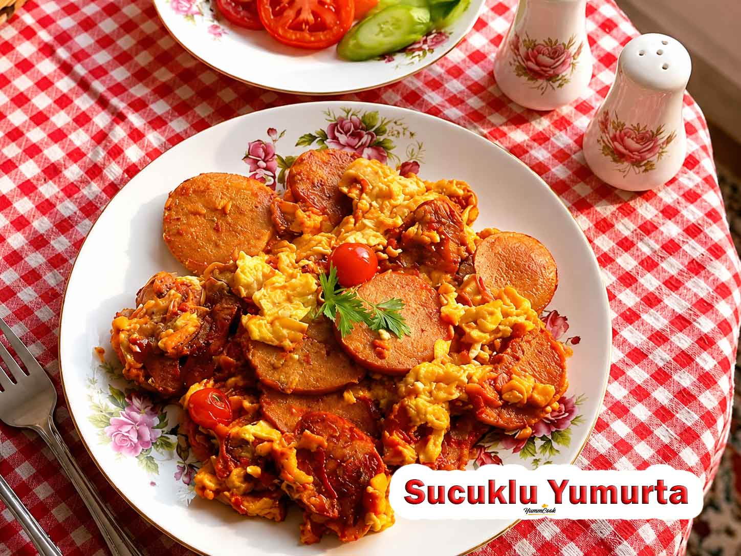 Sucuklu Yumurta recipe with Turkish sucuk sausage and fried eggs in a skillet