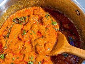 Indian chicken korma with a creamy, mildly spiced sauce
