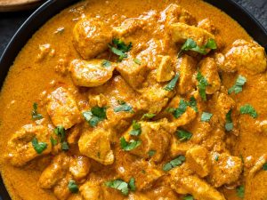 Indian chicken korma with a creamy, mildly spiced sauce
