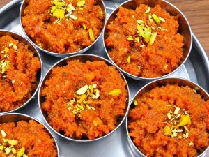 Homemade Carrot Halwa recipe with nuts